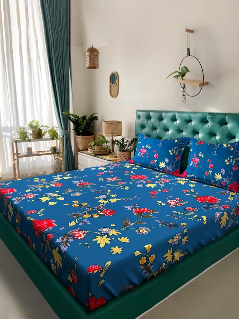 Ackross Queen bedsheet, Regal Collections, Super Soft Microfiber Bedsheet with Premium Fabric, 225 cm X 254 cm (Red)